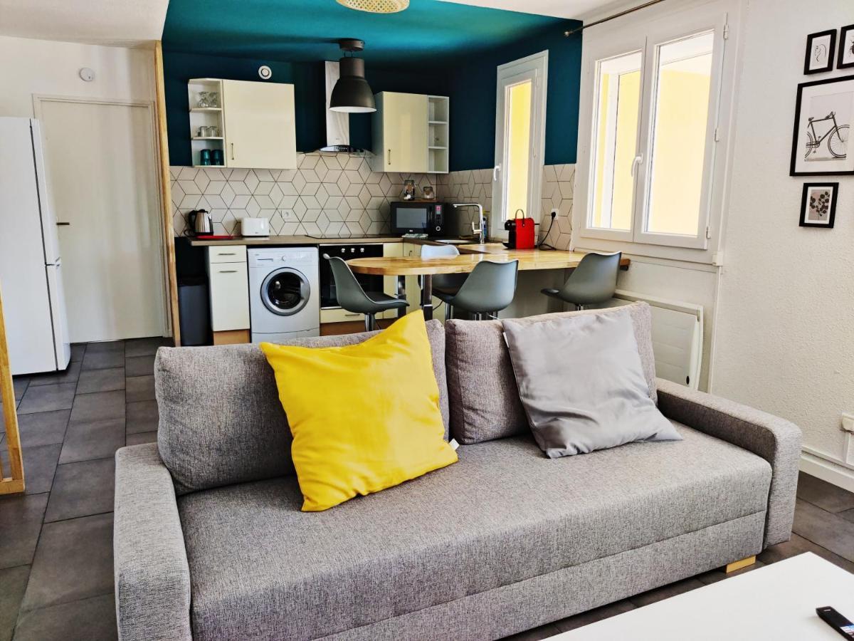 Apartment 450 - T4 + 2 Terrasses + Parking
