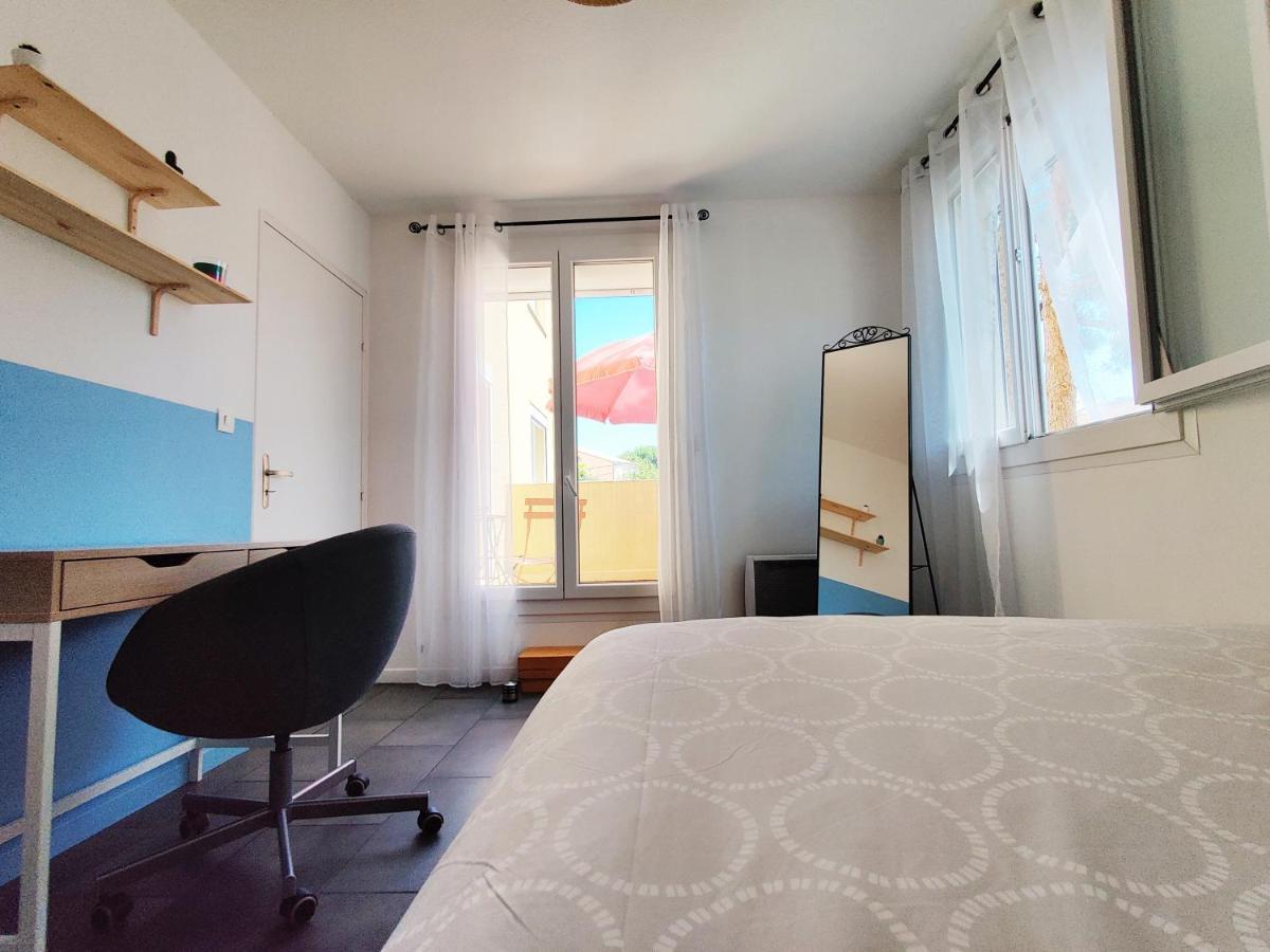 450 - T4 + 2 Terrasses + Parking Apartment *