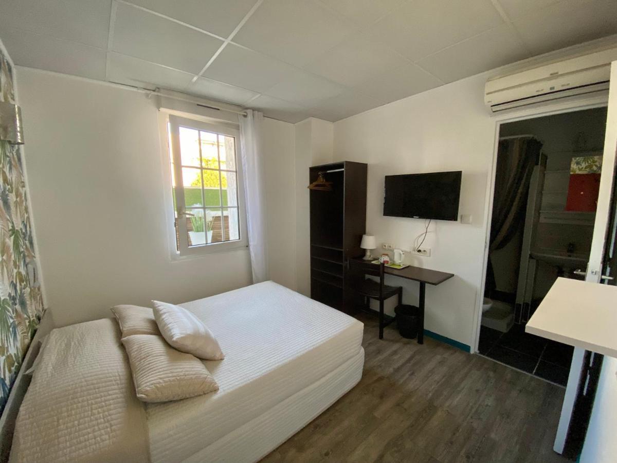 Abelia Hotel