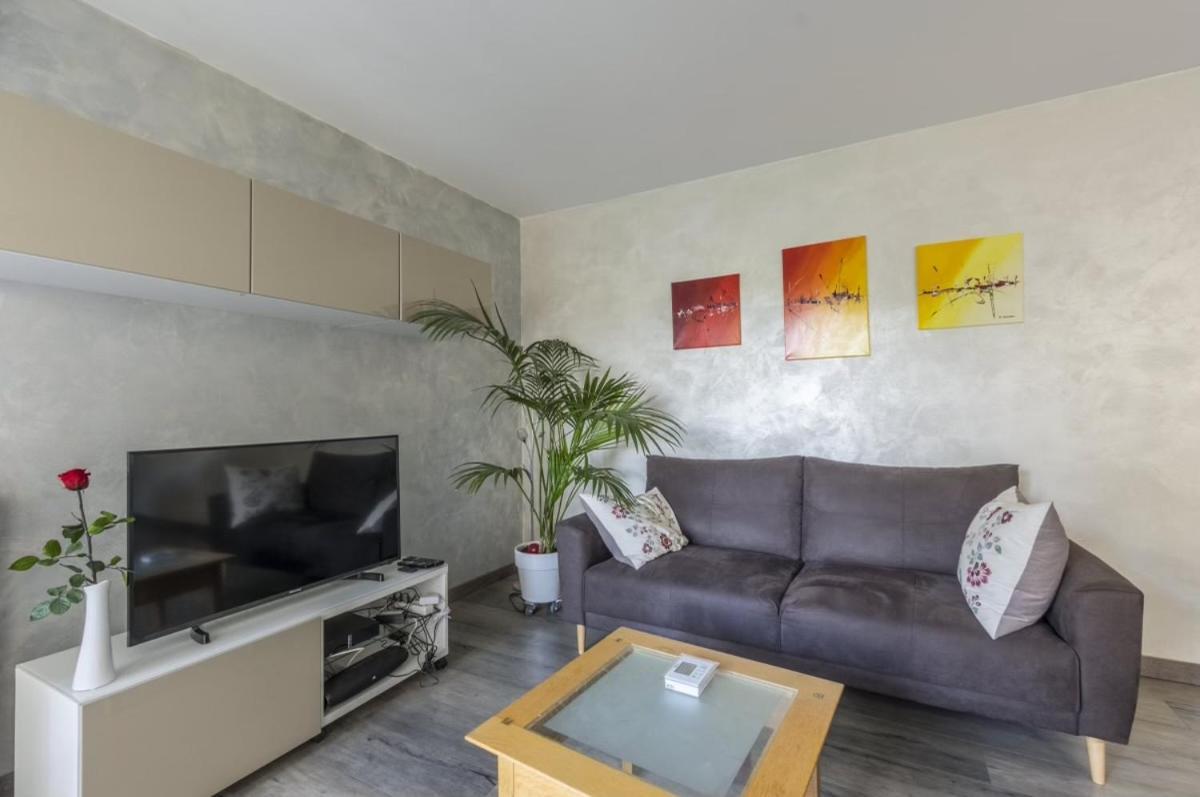 Apartment Superbe Appt Port Marianne, Parking Prive, 4 Personnes *
