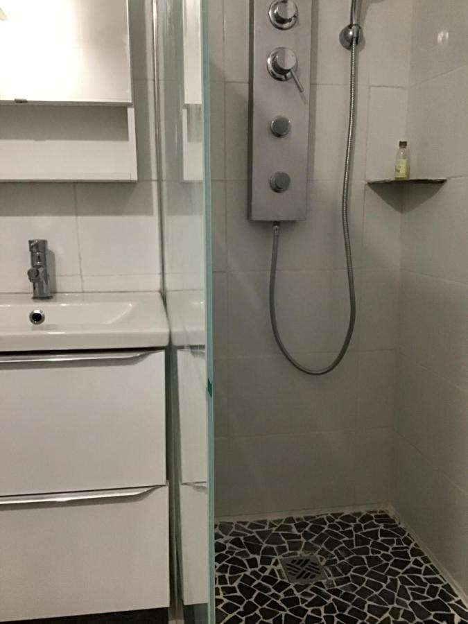 Loft Avec Beaucoup De Cachet Centre Historique Apartamento Montpellier