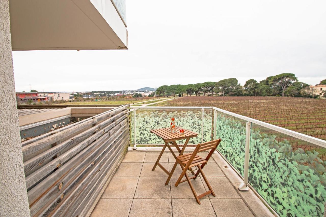 4 Personnes, Grande Terrasse, Parking Prive, Wifi