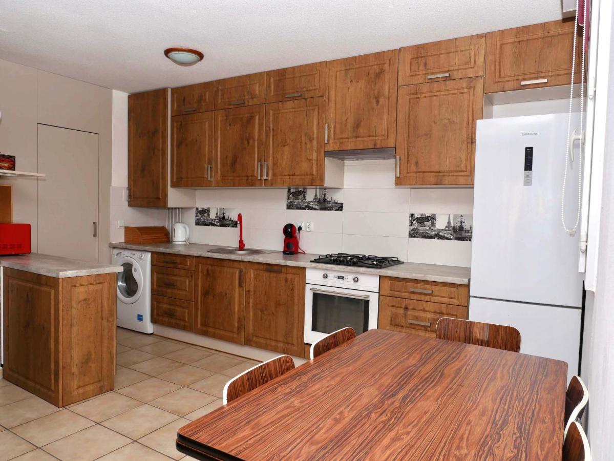Spacieux T3 Lumineux, Port Marianne, Parking Privé, Wifi * Montpellier