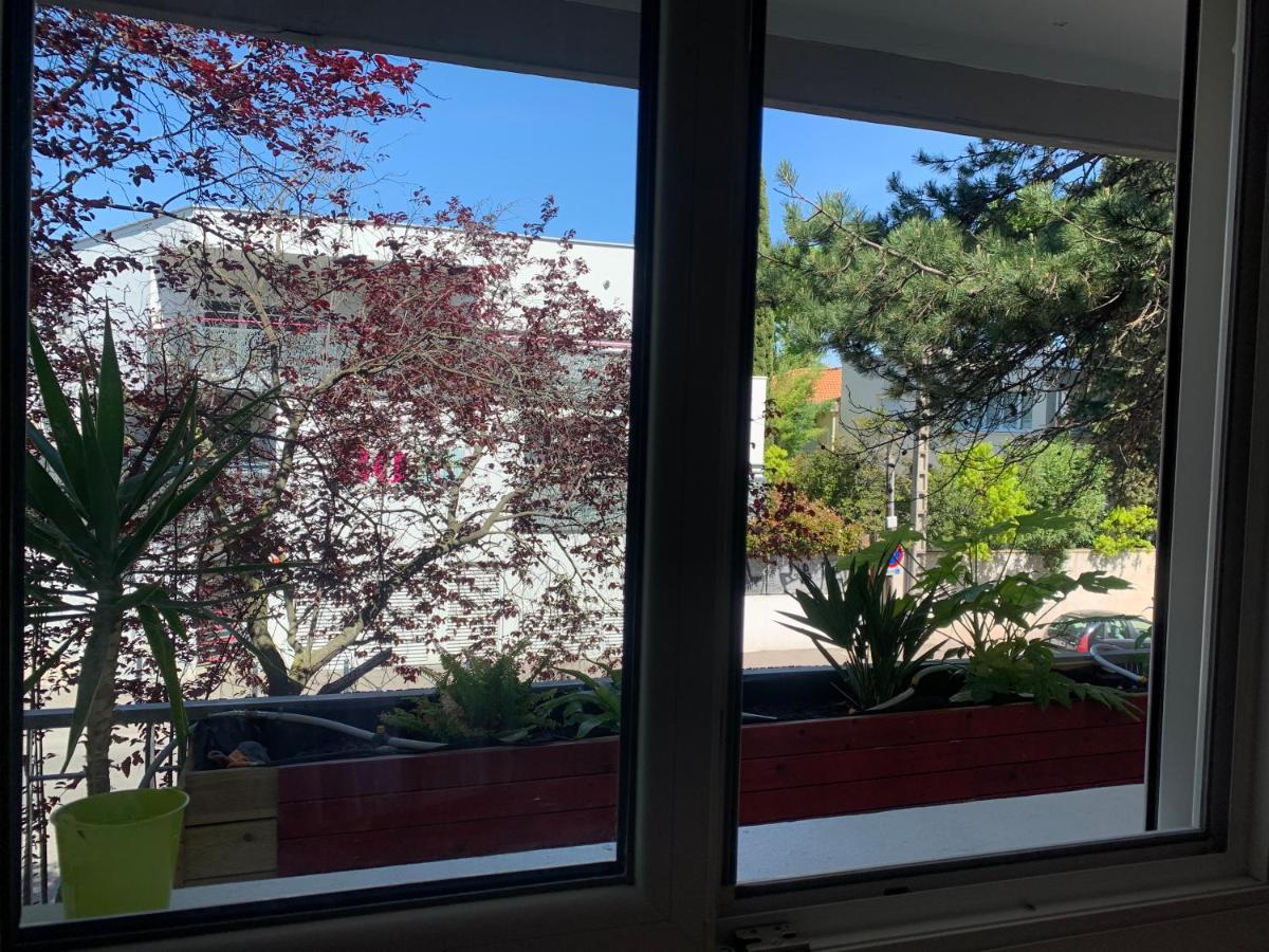En Climatise Avec Parking Apartment
