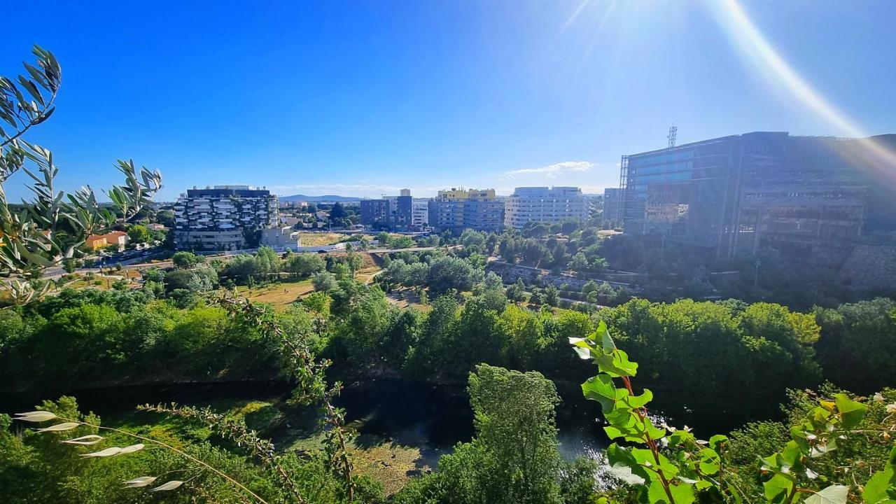 Le 7ème Ciel: Au Sommet De *
