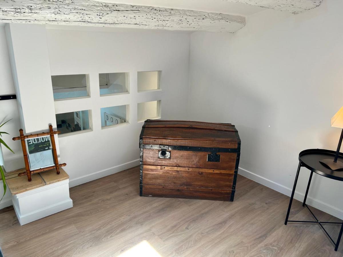 Appartement Au Cœur De L’écusson *