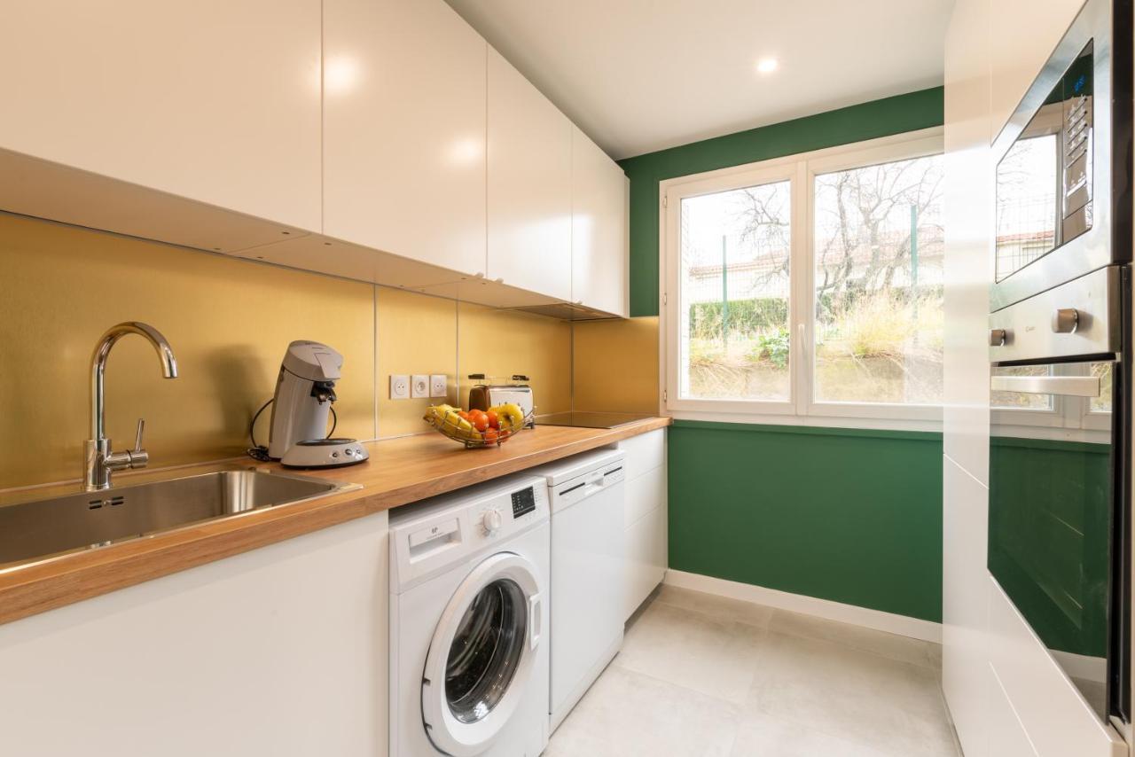 Appartement Amja Proche Clinique Saint-roch 3 3 Salles De Bain Parking Gratuit Ideal Famille Groupe Coworking 10 Min Centre 10 Min 5 Min Sortie Autoroute *