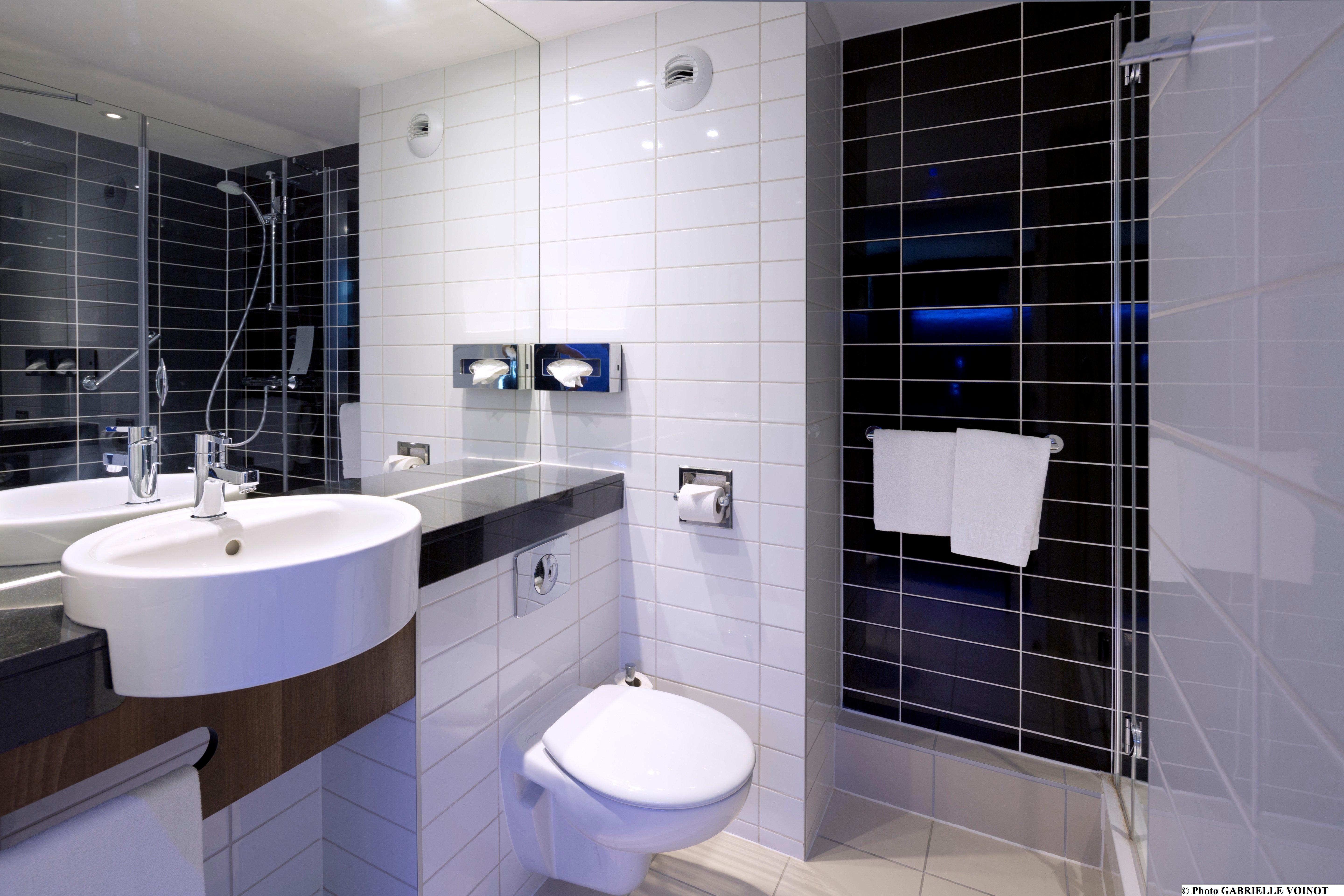 Holiday Express - Odysseum By Ihg Hotel 3*