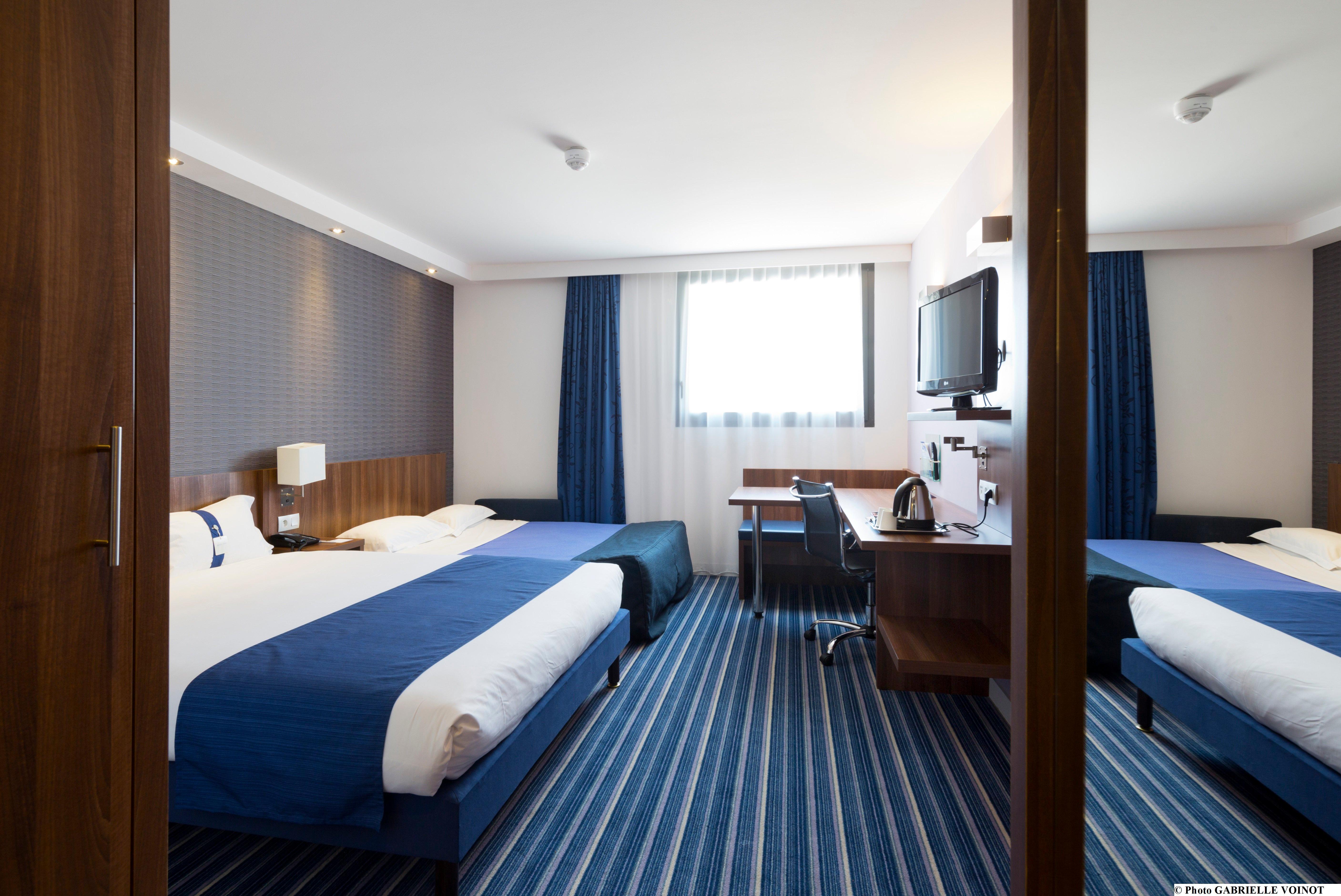 Holiday Express - Odysseum By Ihg Hotel