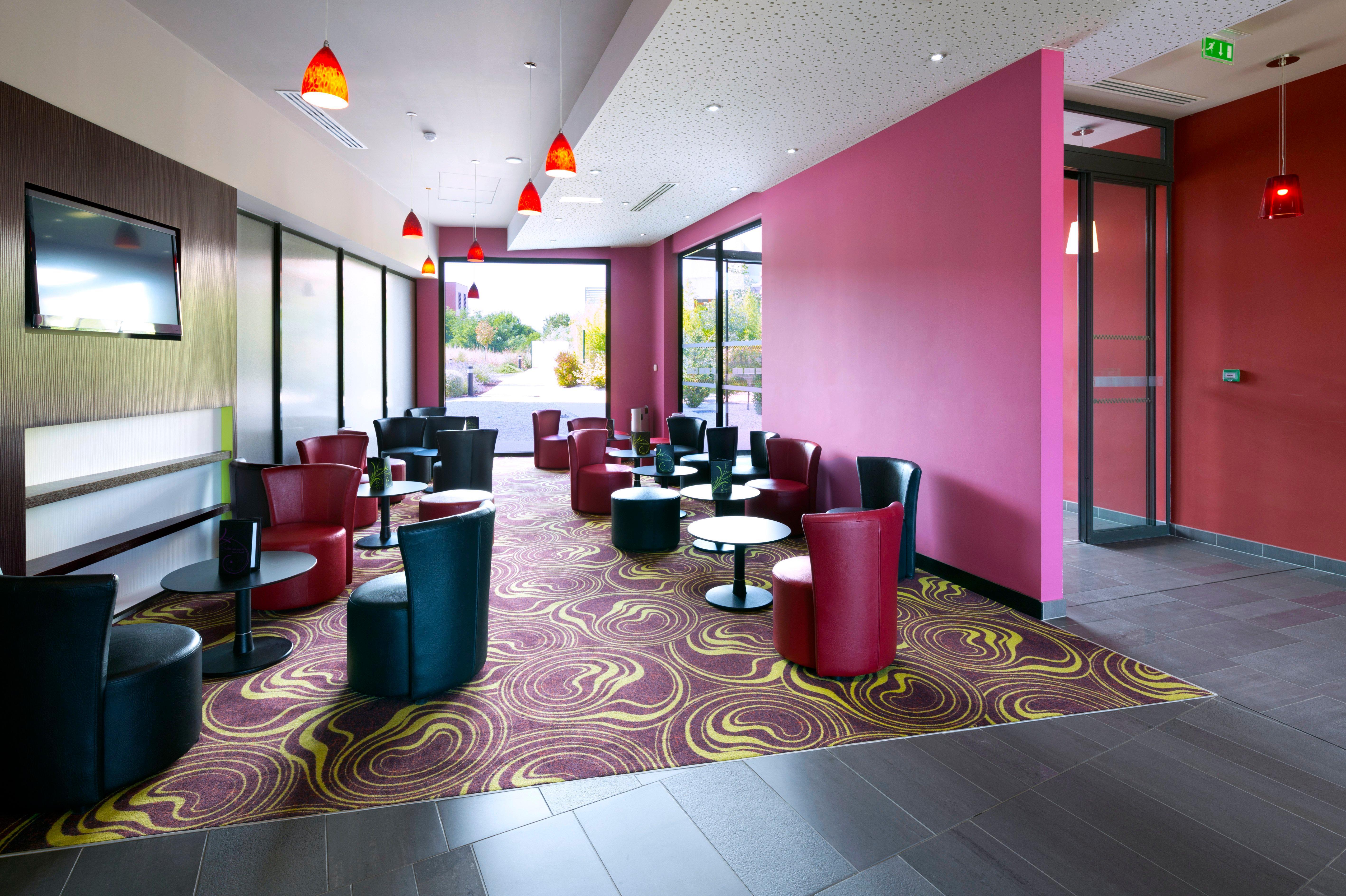 Holiday Express - Odysseum By Ihg Hotel
