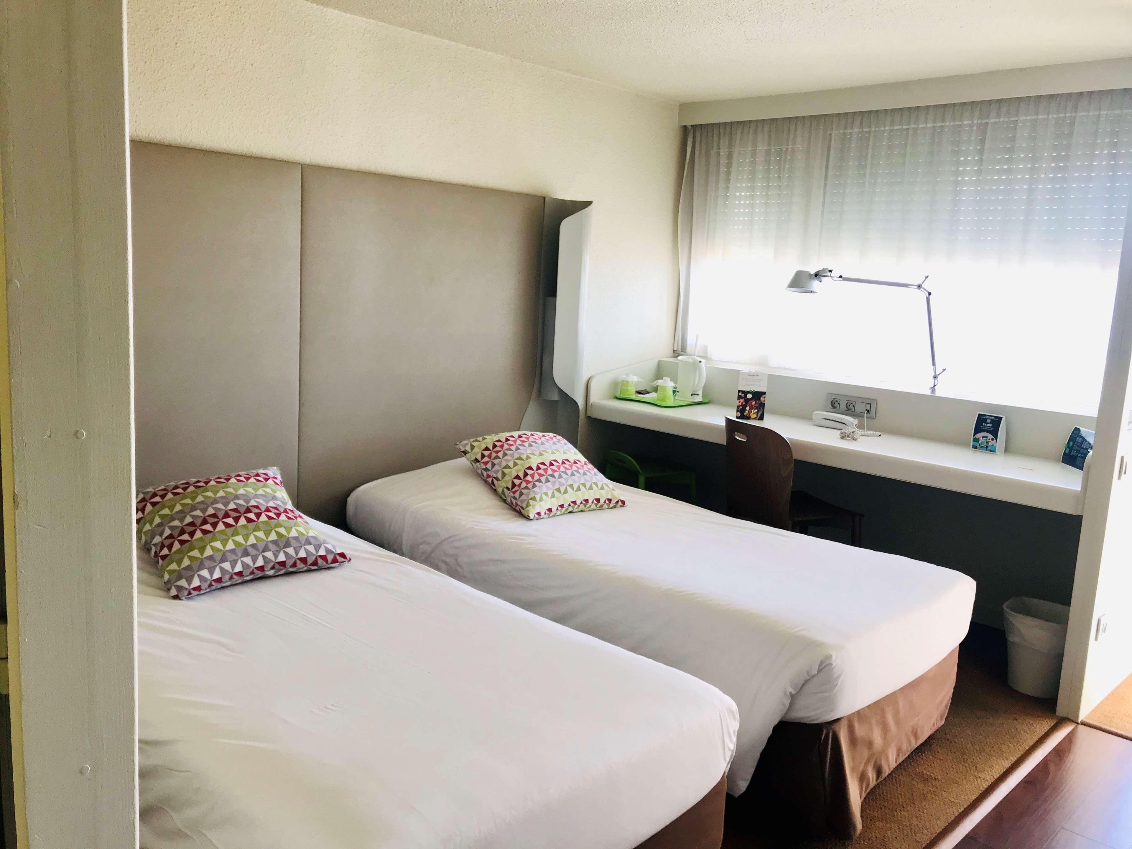 Hotel Campanile Est Le Millenaire