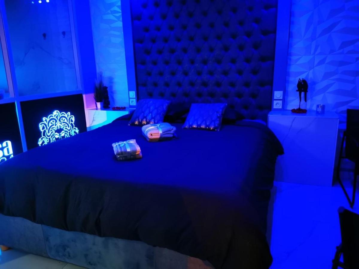 Love hôtel Medusa 34