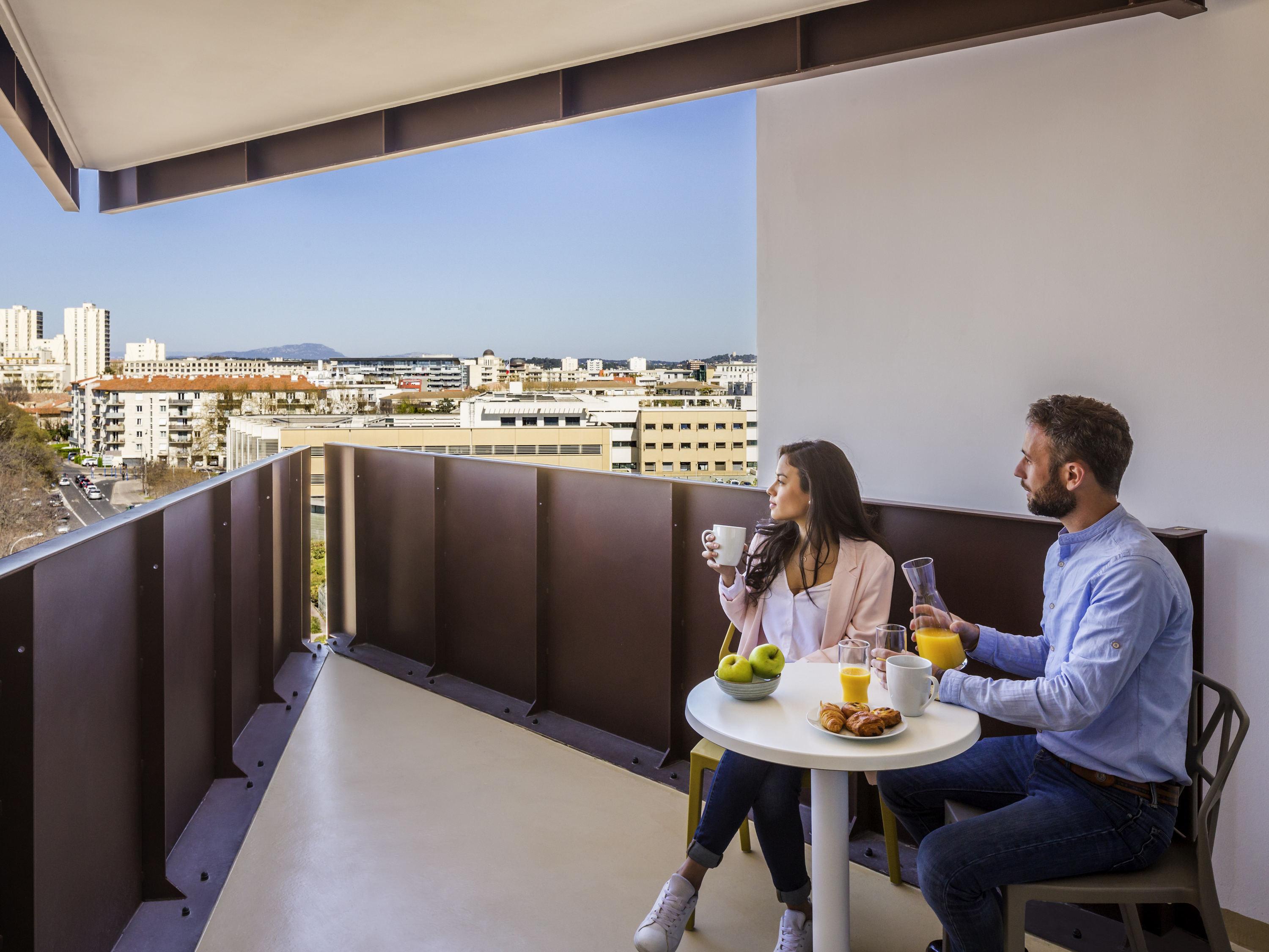 Adagio Access Centre 3*