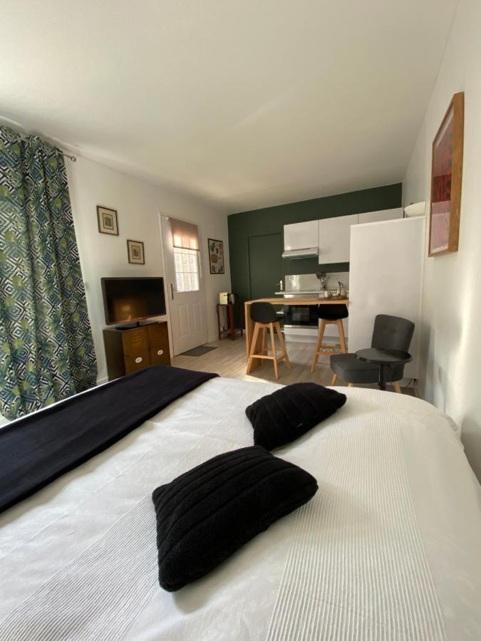 Apartment Climatise Dans Un Ancien Domaine Viticole *