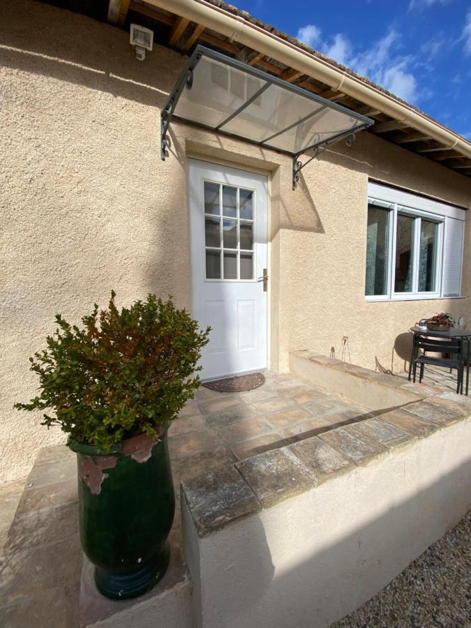 Apartment Climatise Dans Un Ancien Domaine Viticole
