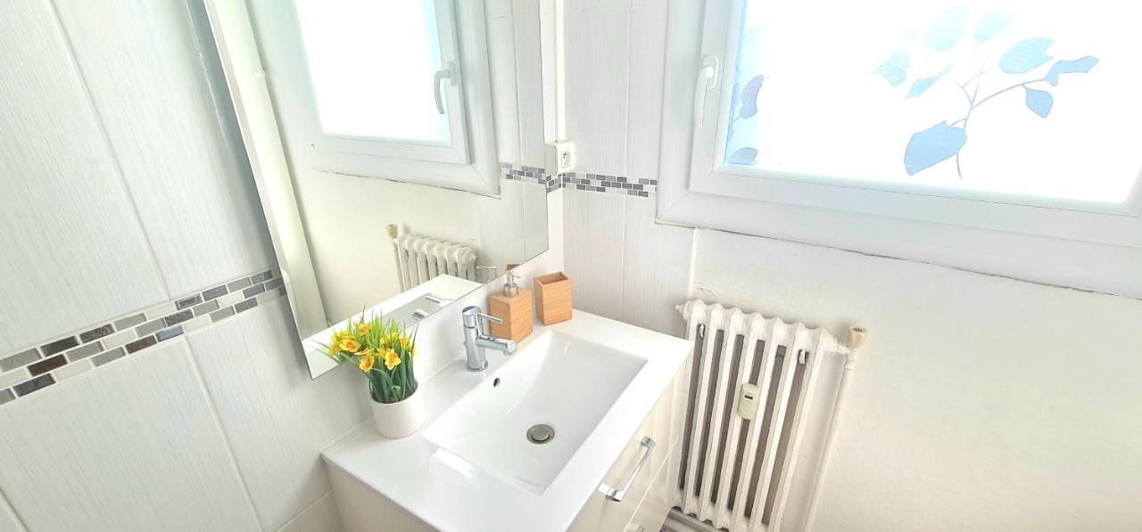 Le Cocoon - 1 Chambre - 4pers - Wifi - Parking Bail Mobilite