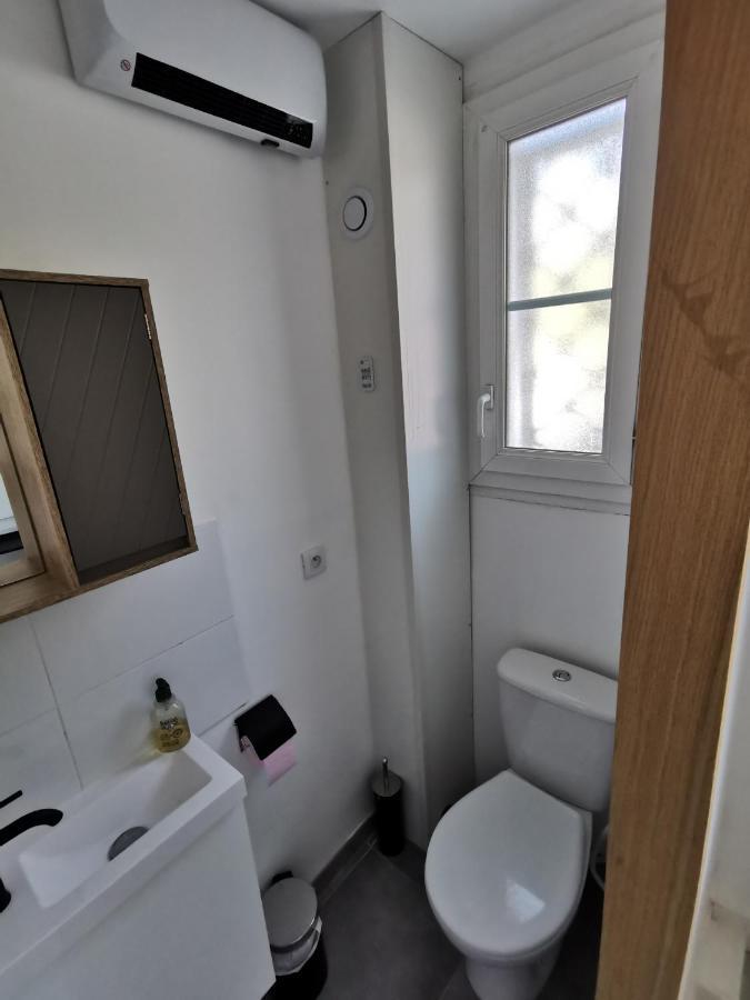 Superbe 8 Personnes 2 2 Salles De Bain Wifi Netflix Et Parking Gratuit Apartment *