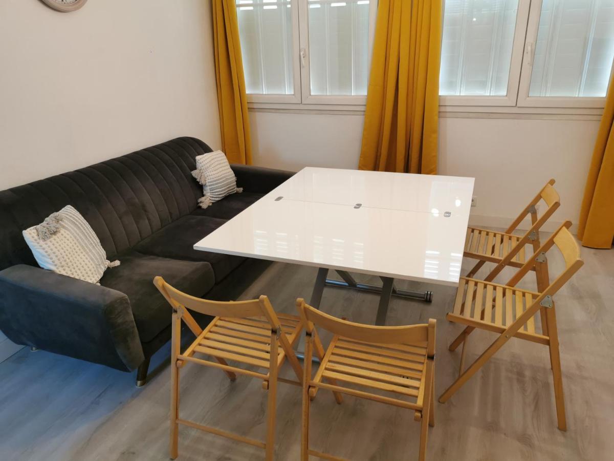 Superbe 8 Personnes 2 2 Salles De Bain Wifi Netflix Et Parking Gratuit Apartment *