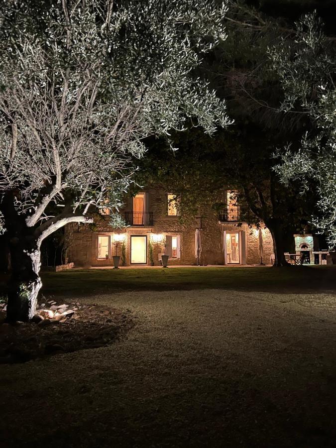 Domaine De La Trinite Montpellier - Aeroport - Plages - Arena - Zenith Bed & Breakfast *
