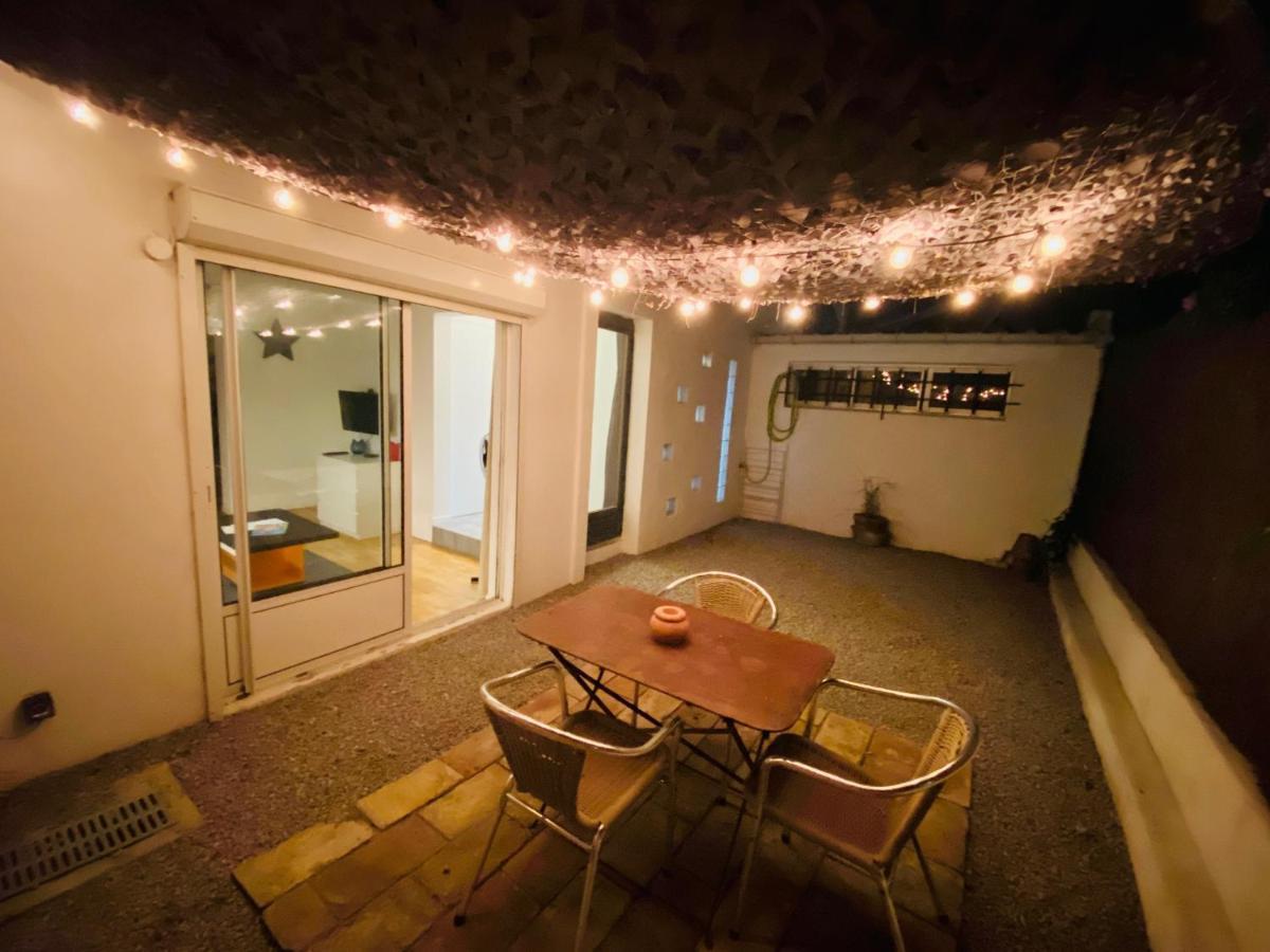 Apartment Grand Studio De 38m2 Et Cour Independante De 25m2 Dont Wifi Et Netflix Montpellier