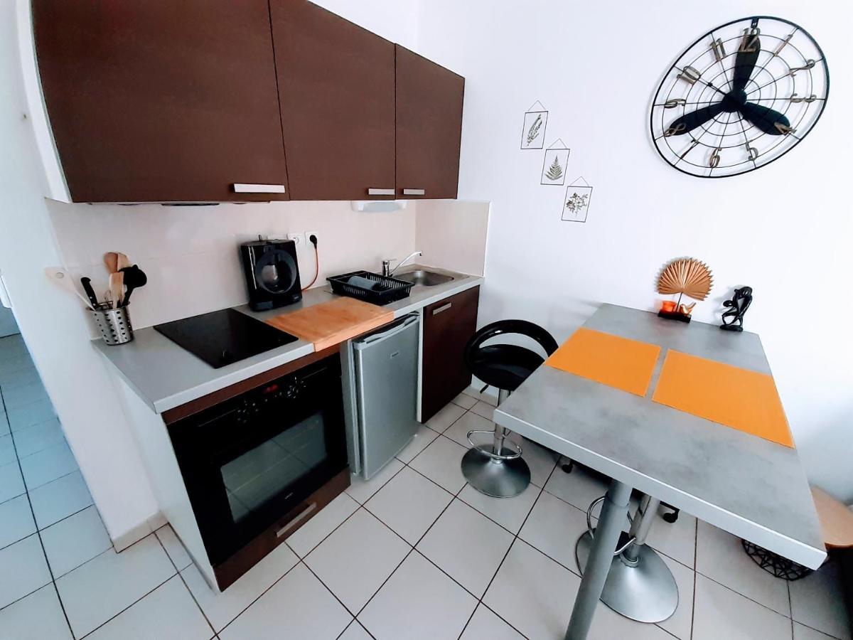 Apartment Studio Centre Montpellier, Wifi, Proche Commerces, A9, Transports, Plages *