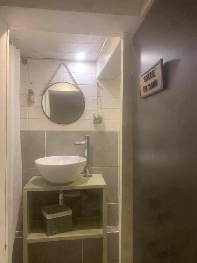 Ecusson Apartment