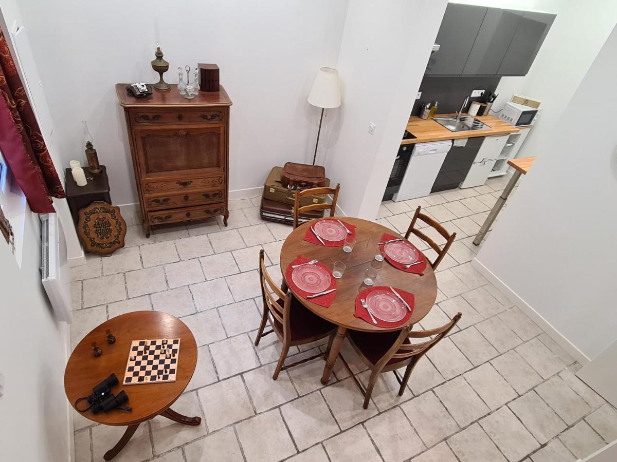 Ceci N'est Pas Qu'un Logement