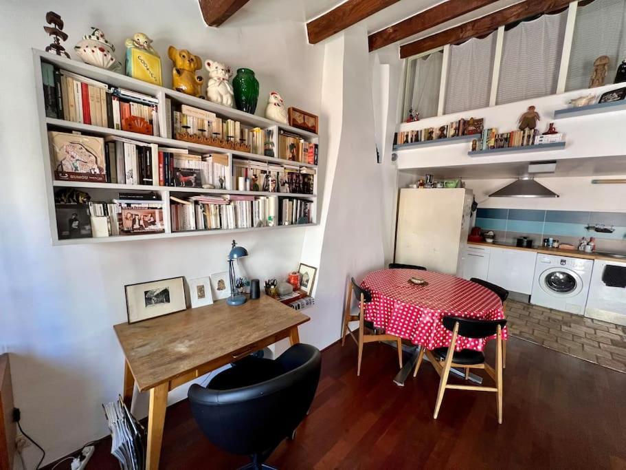 Ambiance Boheme Sur Les Toits De Sainte-anne Appartement Montpellier