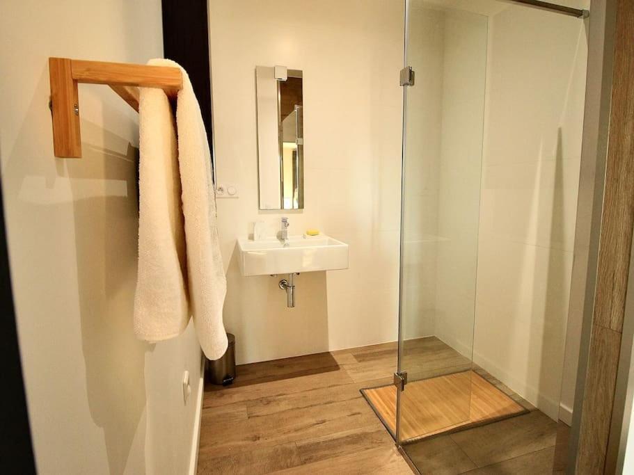 Appartement Appart Cosy A Deux Pas De La Comedie