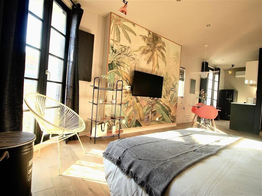 Appart Cosy A Deux Pas De La Comedie Appartement *