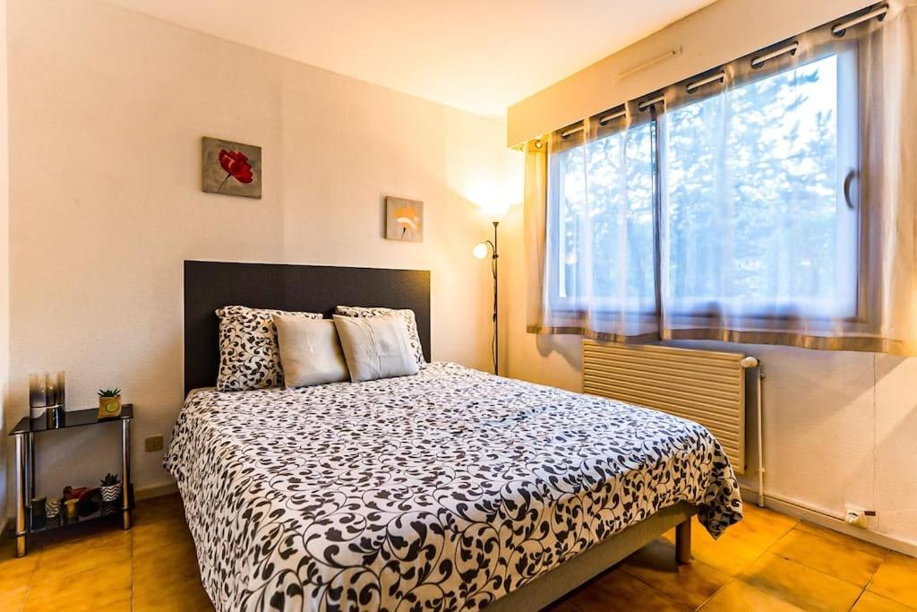 Apartment * Le St-eloi *1 Chambre, Parking, Wifi, Jardin* Montpellier