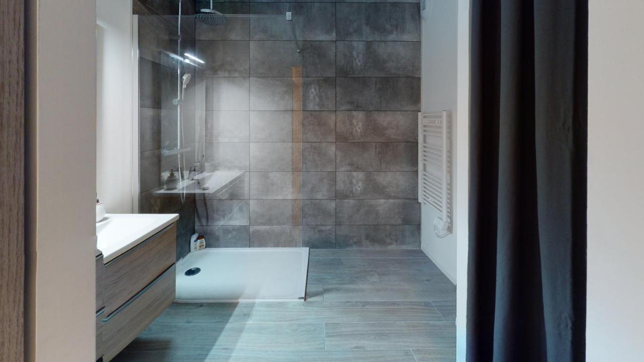 Apartamento T4 Proche Centre Et Plages Jacuzzi Et Parking Gratuit *