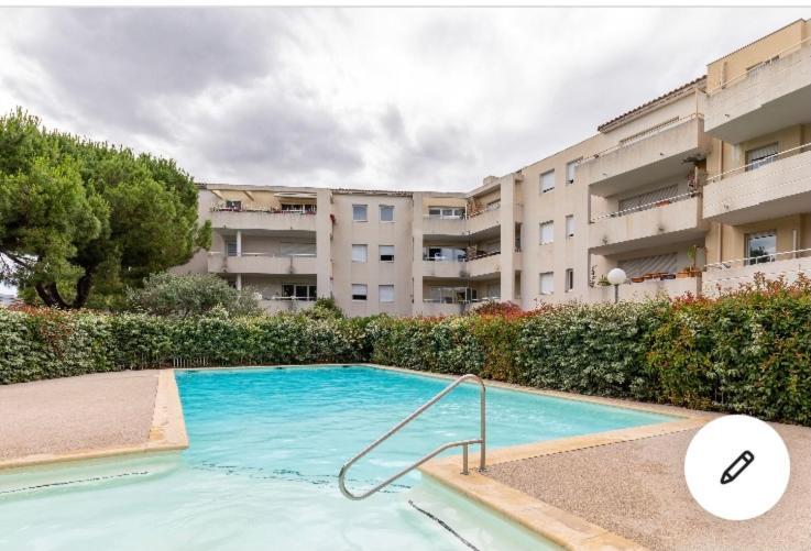 Superbe T3 Avec Piscine Apartment *