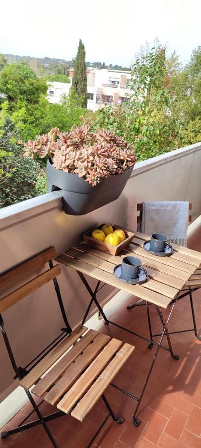 Apartment Michelet Climatise Avec Balcon Et Parking Ferme Montpellier