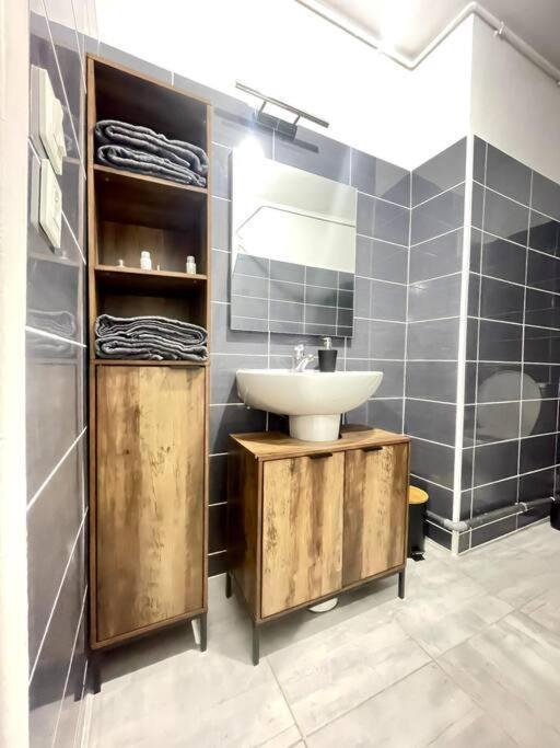 Le Havre De Paix Montpellierain - Terrasse Et Parking Prive Apartamento