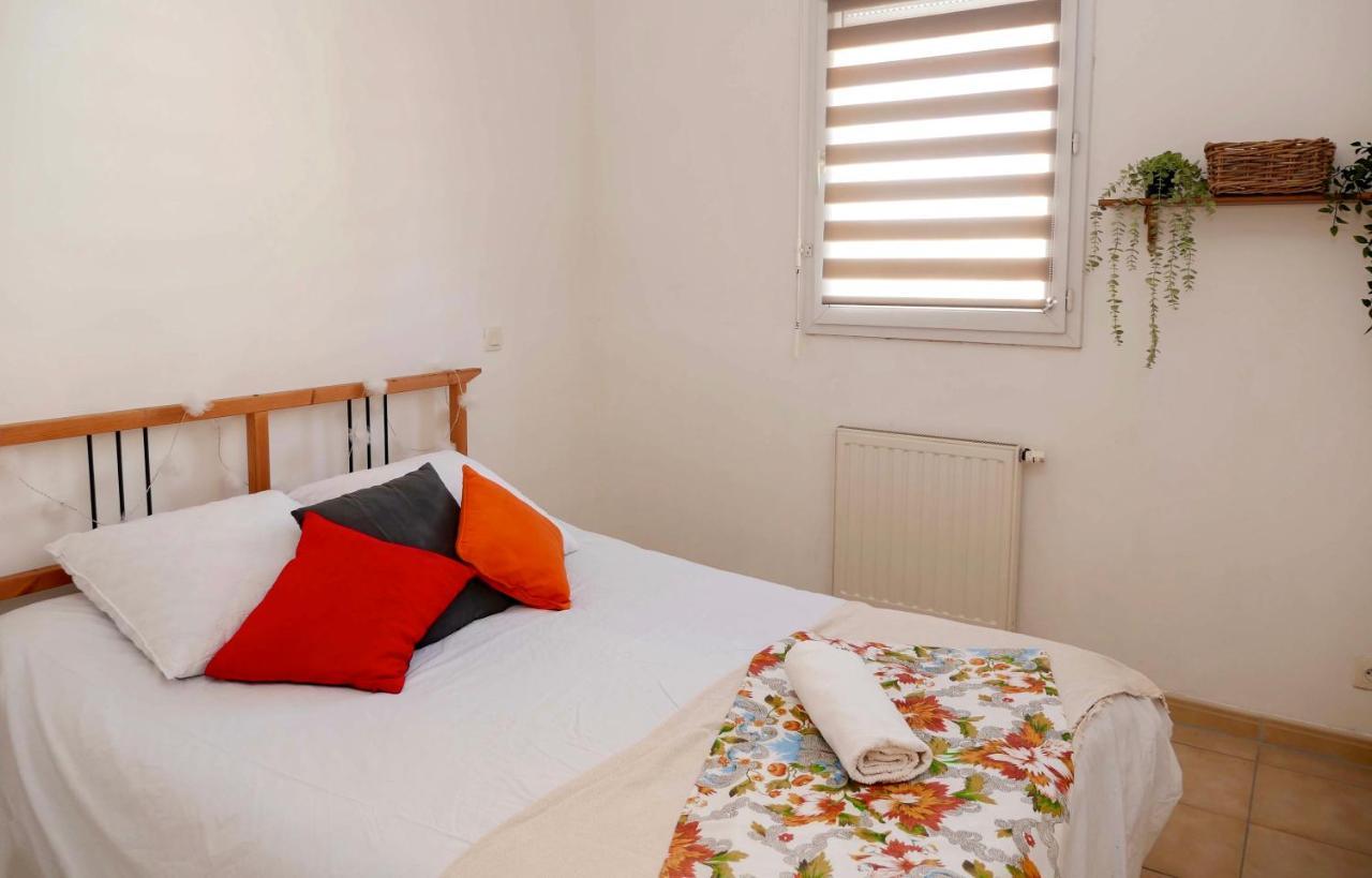 Appartement Superbe T3, Spacieux Et Lumineux, 4eme Etage Avec Ascenseur, Parking Et Terrasse *