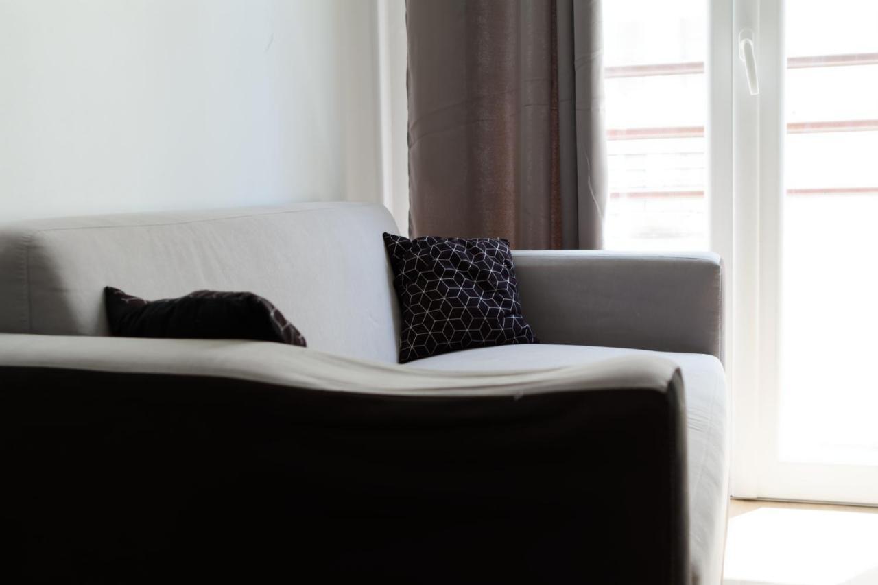 Sleep In Montpellier, Albert, Centre, Gare, 4 Ch, Tram L1, 2, 3 & 4 *