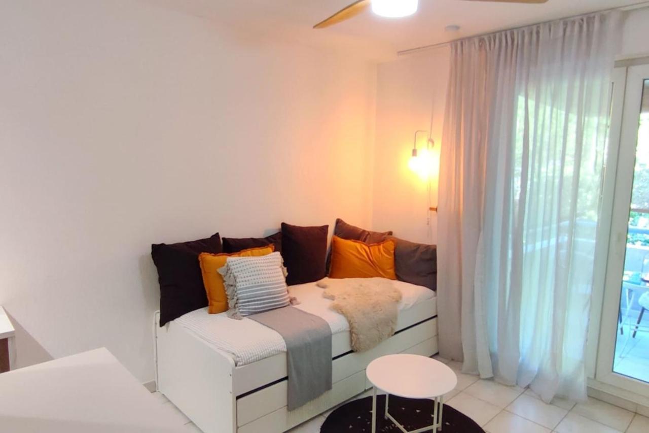 Ravas Climatise Terrasse Proche Commerces Apartamento *