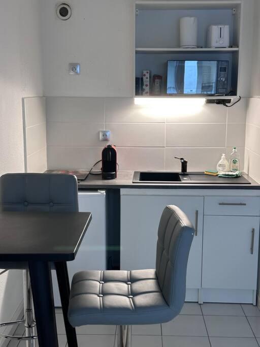 Studio Gare St Roch Avec Box De Garage Apartamento *