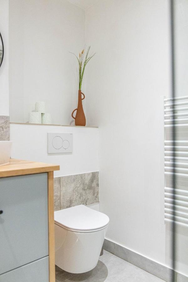 New Le Cocon-clim-videoprojecteur-parking-wifi-top Pros Conciergerie Apartment Montpellier