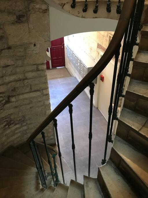 Climatise 50m2 Proche Centre Et Gare *