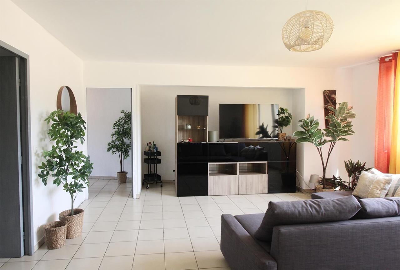 Appartement Confortable T3 Esplanade De L'europe *