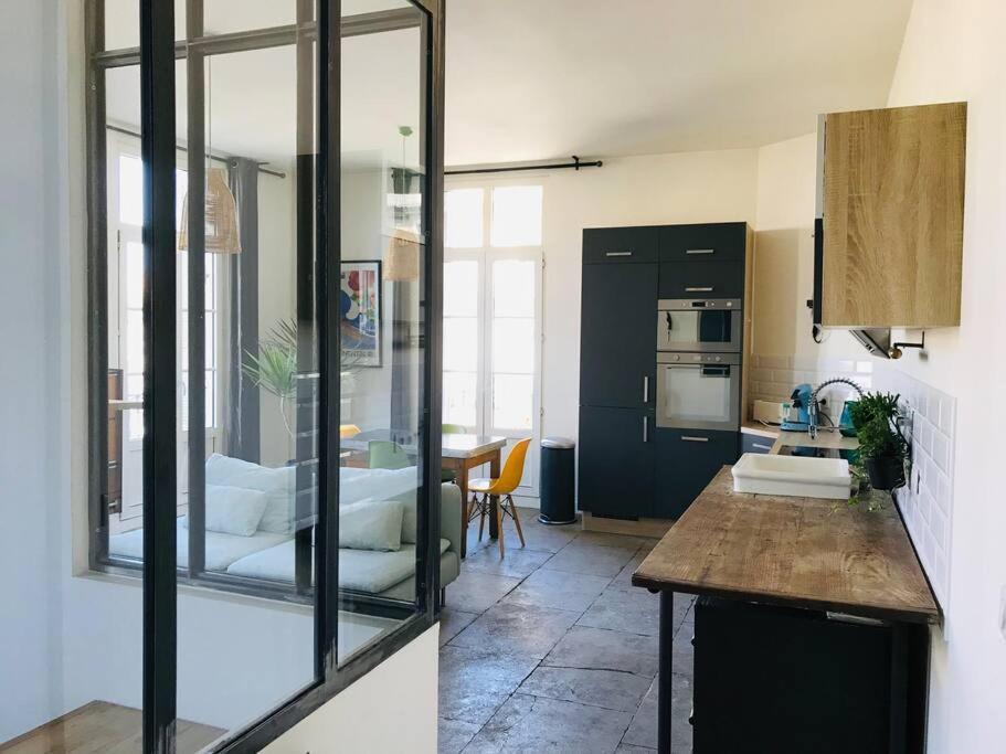 Climatise 50m2 Proche Centre Et Gare Apartment