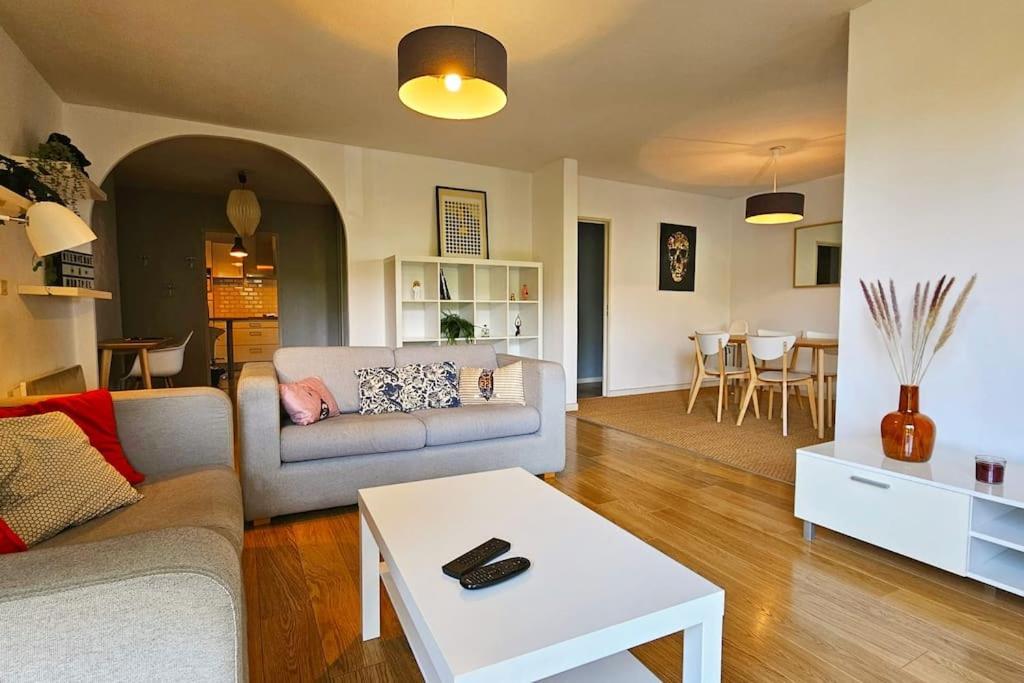 Ovalie ! Grand Appart. 6 Couchages Avec Parking Apartamento Montpellier