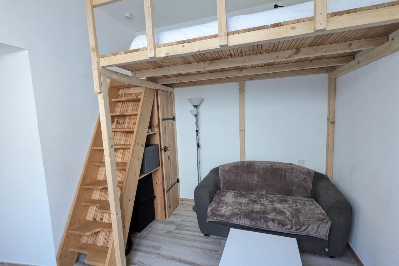 Comfortable Of 18 M For 2 People Appartement Montpellier