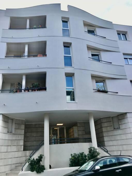 Appartement T2 Beaux Arts Parking Prive Gratuit Montpellier