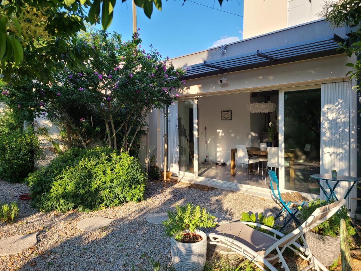 Homestay Chez Nous Dans Notre Petit Jardin *