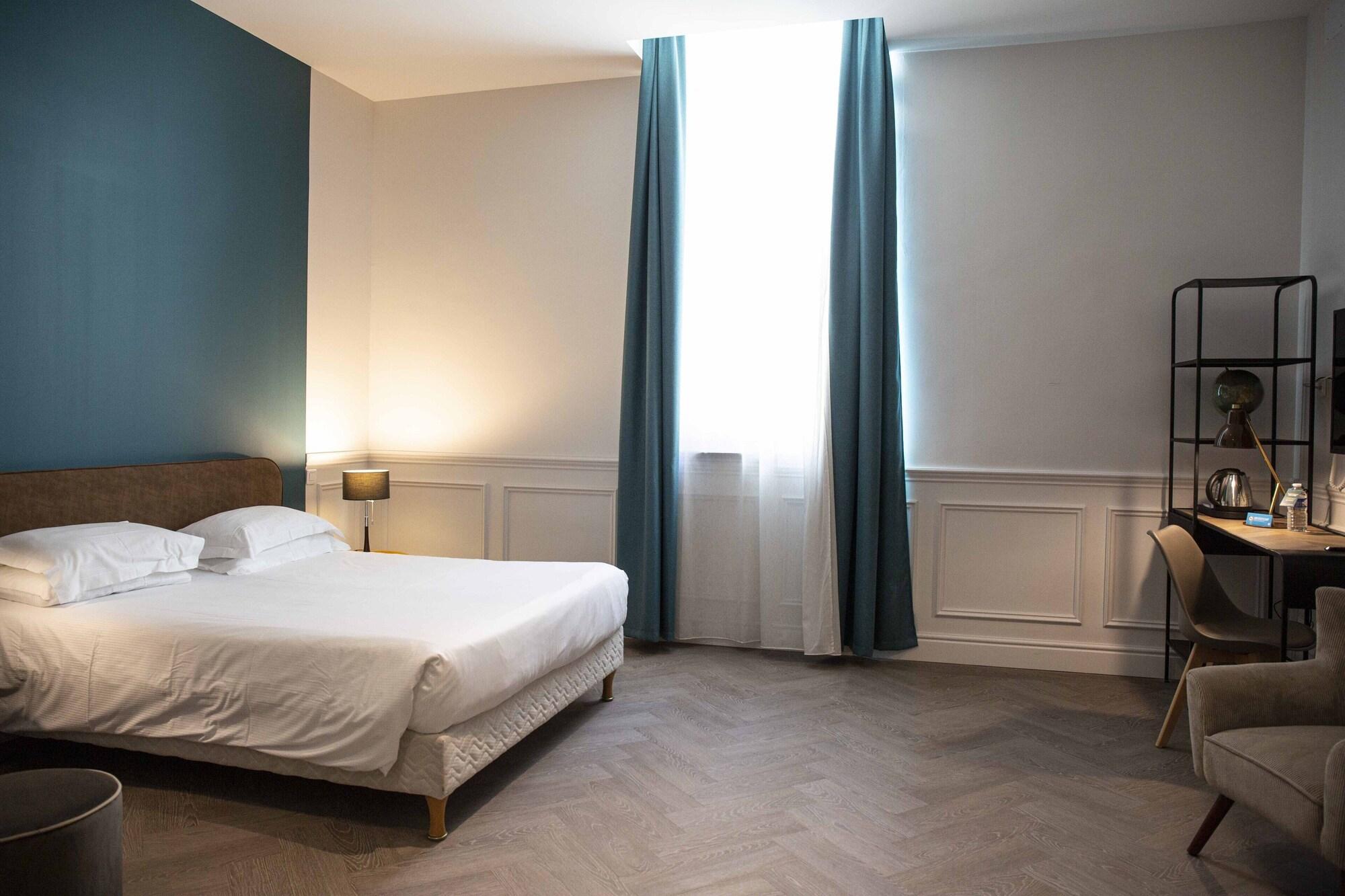 Hotel Royal 3*