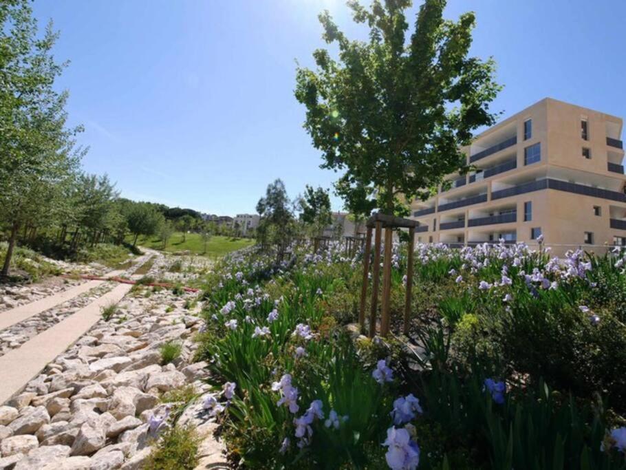 Appart T4 + Terrasse 33 M2 Coeur De Apartment