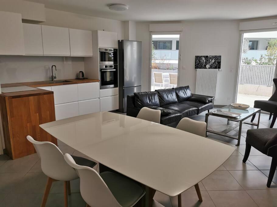 Apartment Appart T4 + Terrasse 33 M2 Coeur De *